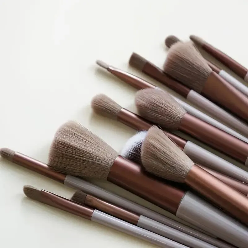 13-Piece: Professional Makeup Brush Set