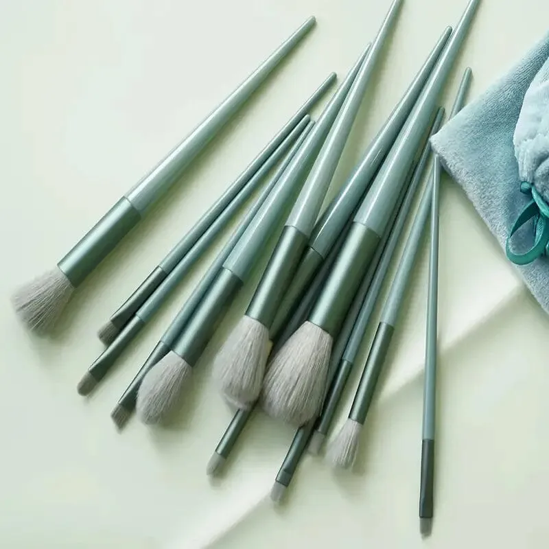 13-Piece: Professional Makeup Brush Set