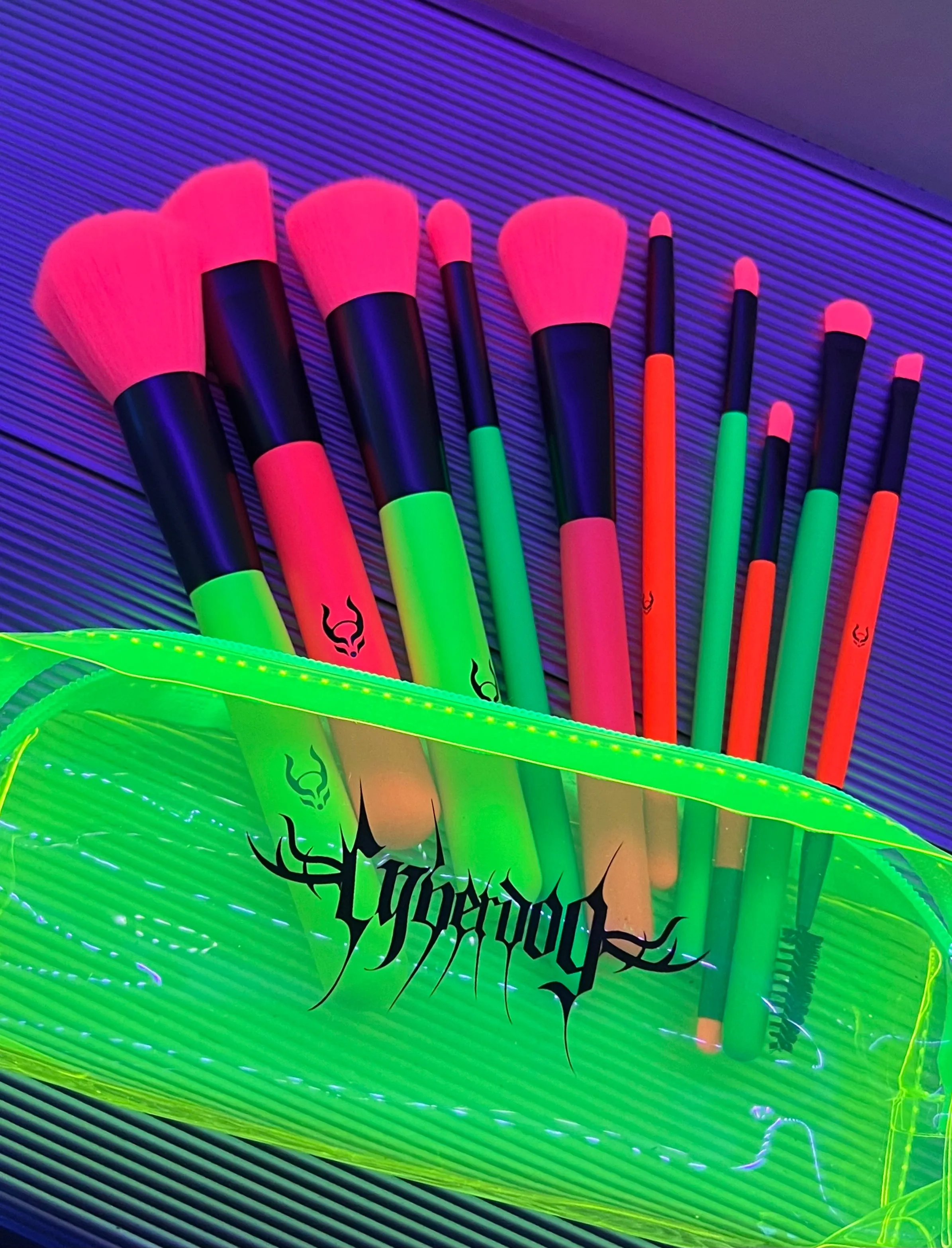 CYBERDOG MAKEUP BRUSHES