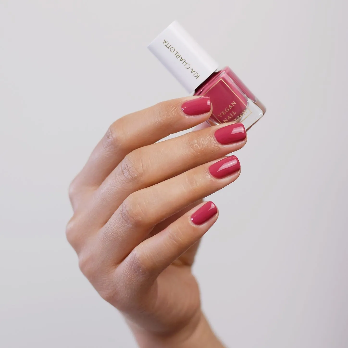 Nail polish, Confident, Raspberry, 5 ml